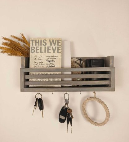 Vintage Shelf 82